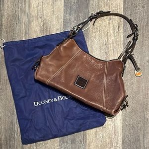 Dooney & Bourke brown pebble leather hobo shoulder bag handbag purse